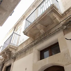 Le Grazie Romantic House By Dimore Trinacria Apartment