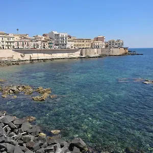 Ortigia Porta Del Mare Apartment