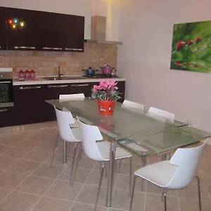 A 100metri Da Piazza Duomo Di Ortigia Apartment